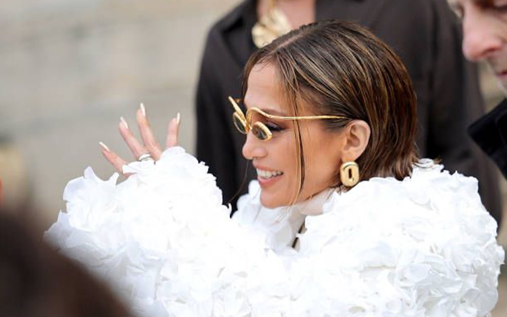 jennifer lopez midi bob