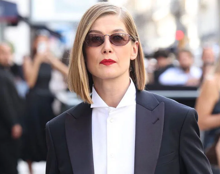 bob rosamund pike