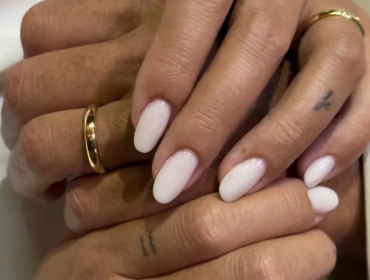 milky nails georgina rodriguez