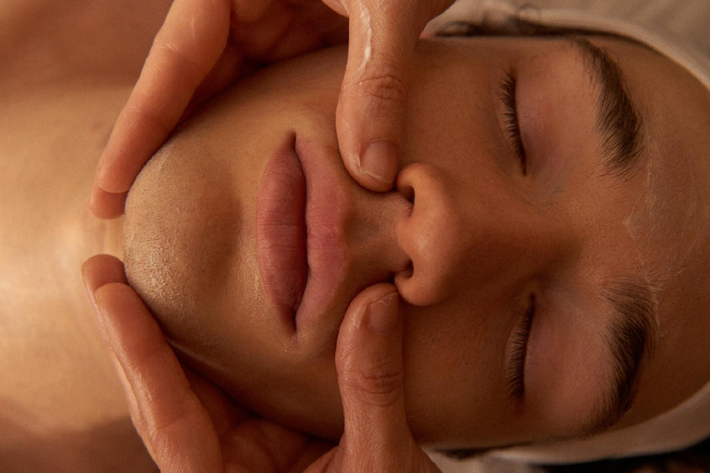 adipologie facial hombres